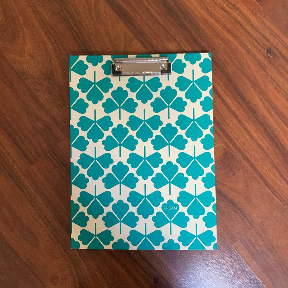Portfolio case with notepad